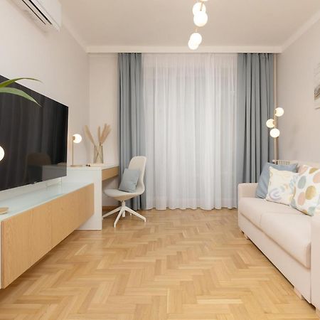 Bright Apartment Kasprzaka Warsaw Wola Near Metro Station By Noclegi Renters Esterno foto