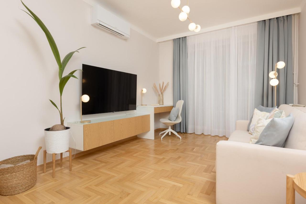 Bright Apartment Kasprzaka Warsaw Wola Near Metro Station By Noclegi Renters Esterno foto