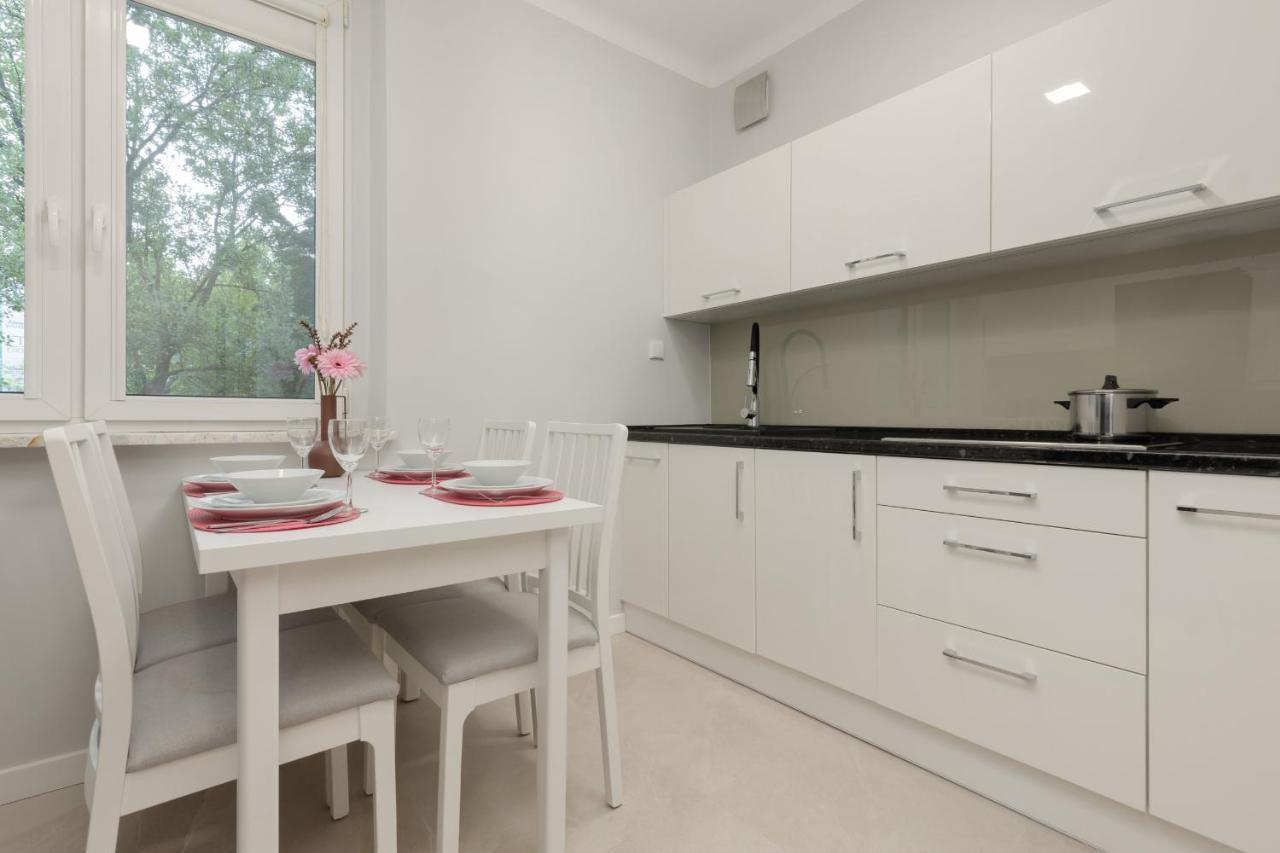 Bright Apartment Kasprzaka Warsaw Wola Near Metro Station By Noclegi Renters Esterno foto